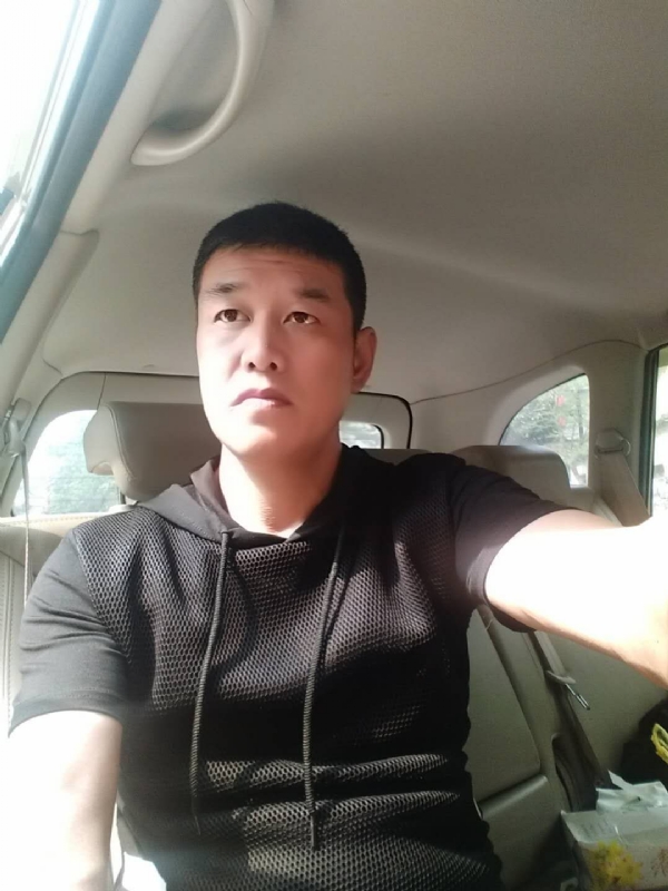 深爱的疯子的第一张照片--宁化相亲网