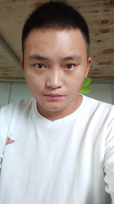 水里面的云呀的第一张照片--宁化相亲网