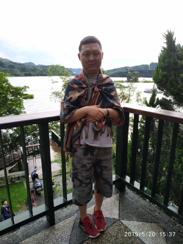 爱情里的俩个人的第一张照片--宁化相亲网