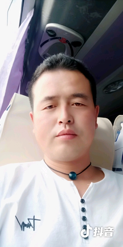 瞬间被爱上的第一张照片--宁化相亲网