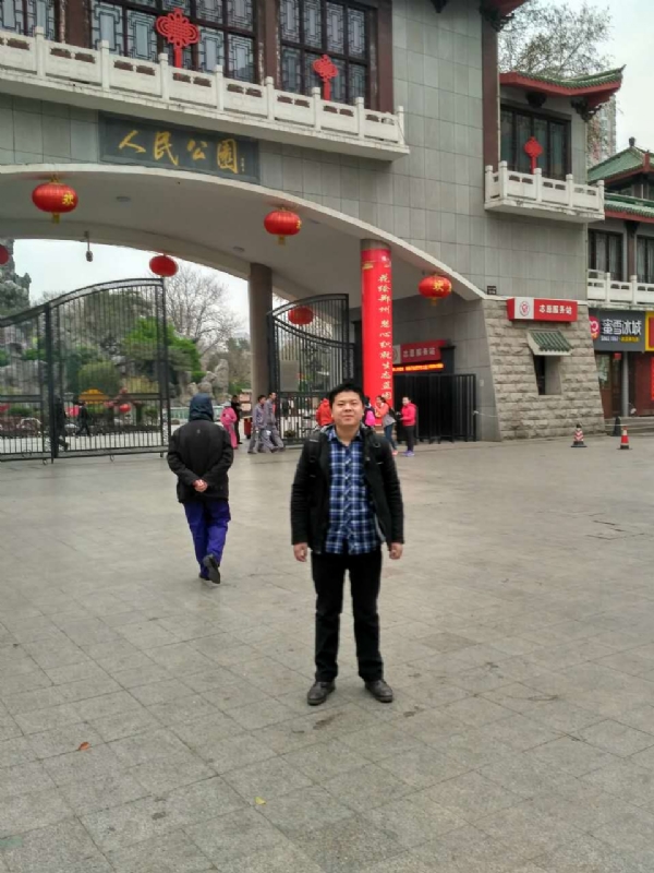 在奋斗的第一张照片--宁化相亲网