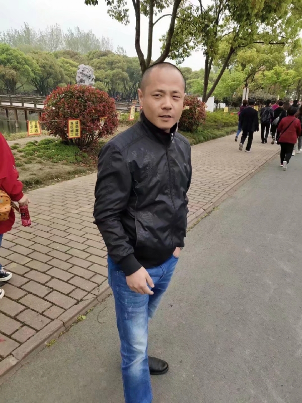 傻子的第一张照片--宁化相亲网