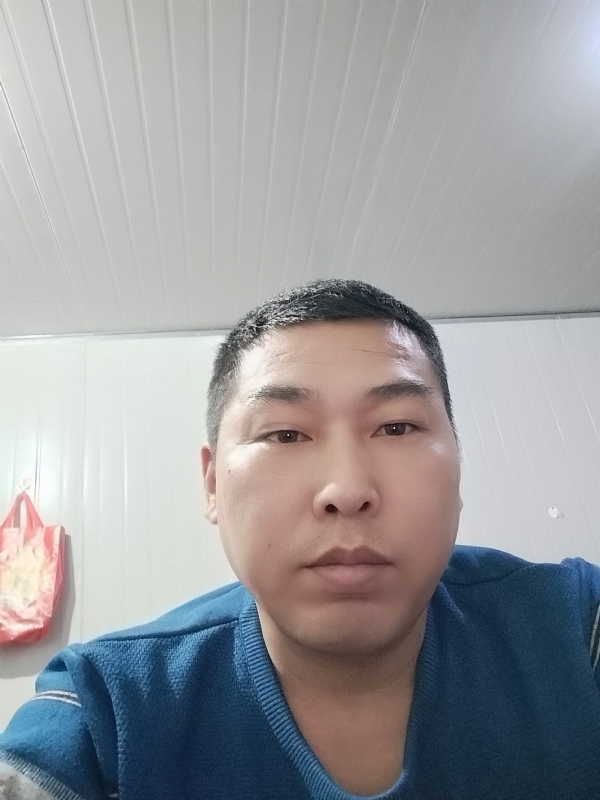 开着拖拉机去兜风的第一张照片--宁化相亲网