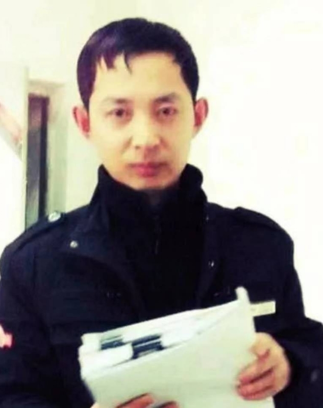 风雨中有你的第一张照片--宁化相亲网