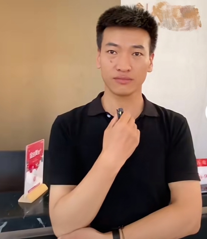 一杯梁白开的第一张照片--宁化相亲网