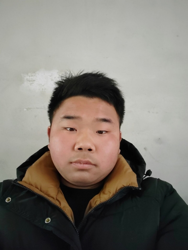 精神饱满的第四张照片--宁化相亲网